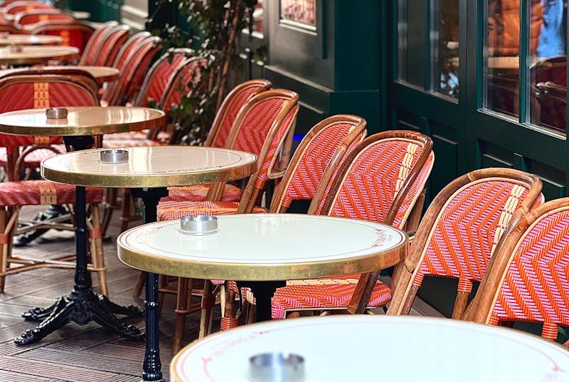 Stemmen op terrassen in de Bommelerwaard