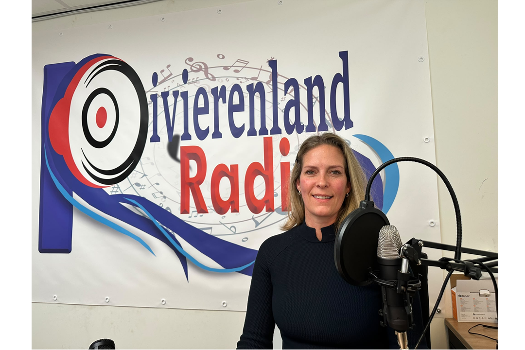 Maartje Herman vertelt over haar nieuwste single bij Rivierenland Radio
