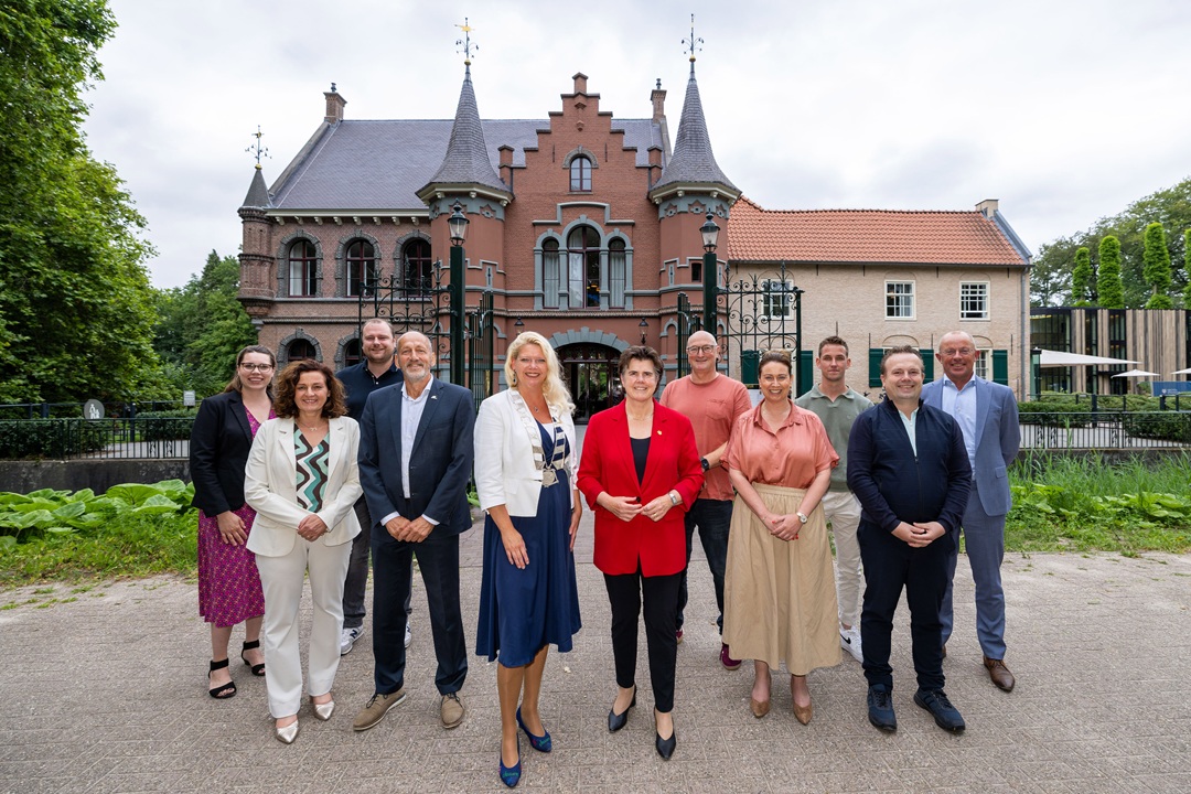 Commissaris van de Koning Ina Adema bezoekt Heusden