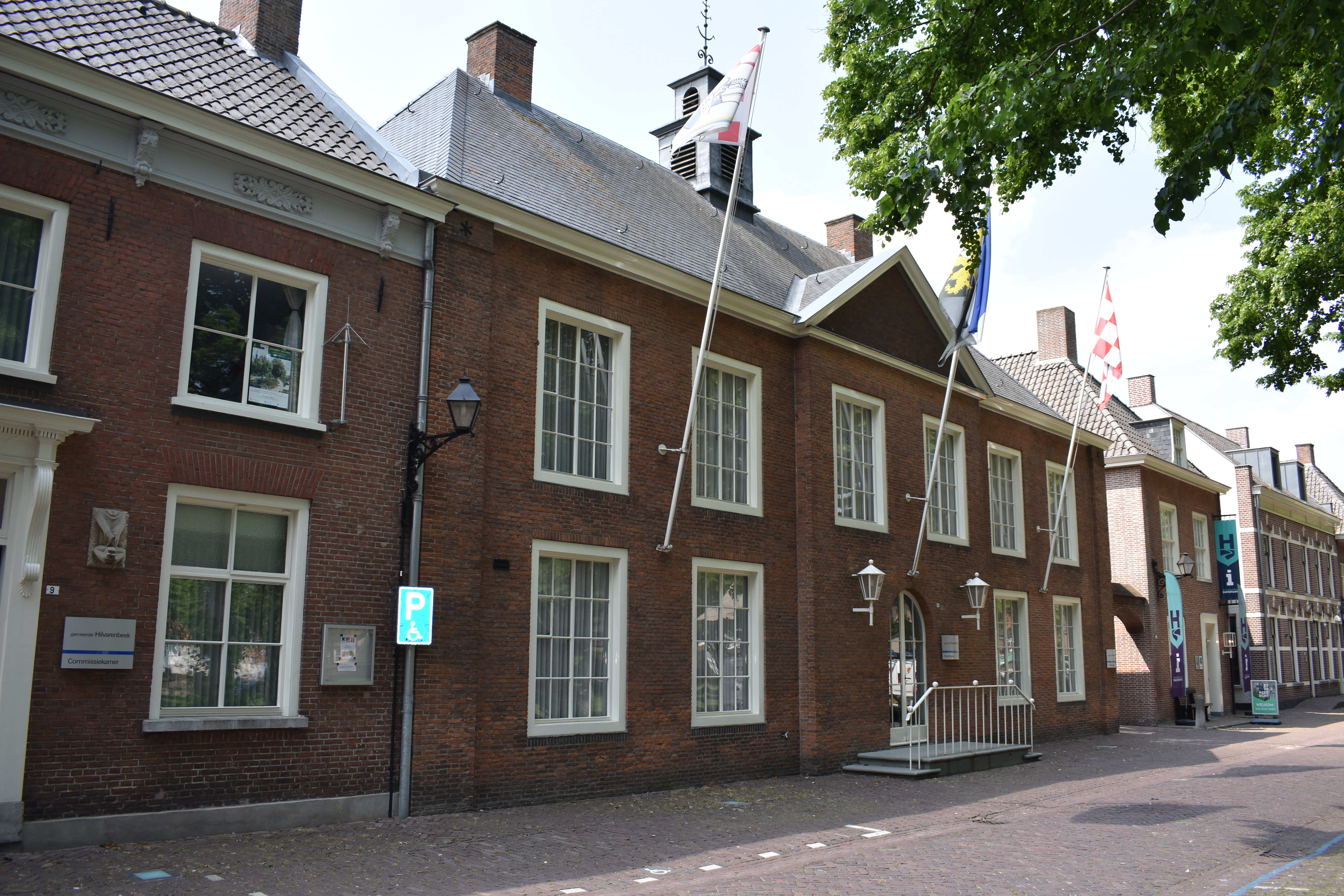 Kunstexposities De Wandelgangen verdwijnen uit gemeentehuis Hilvarenbeek