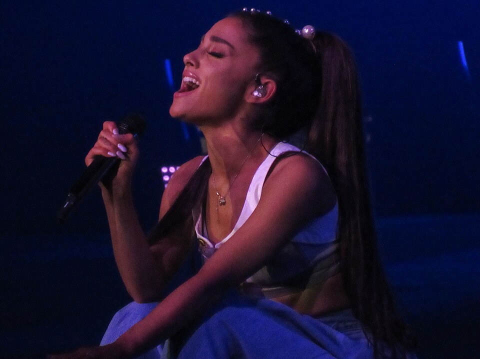 Ariana Grande opnieuw samen met Ricky Alvarez