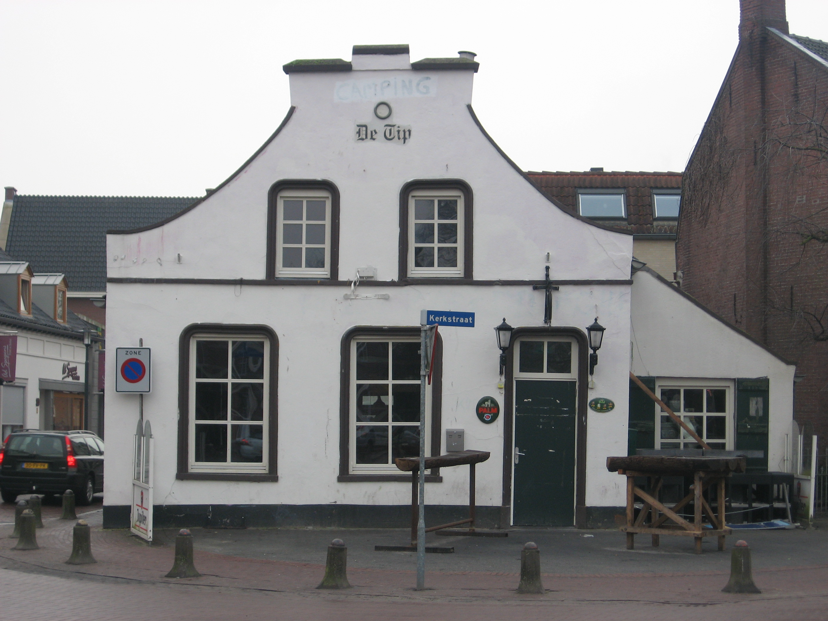Groene Markt in Gilze trekt bezoekers ondanks regen